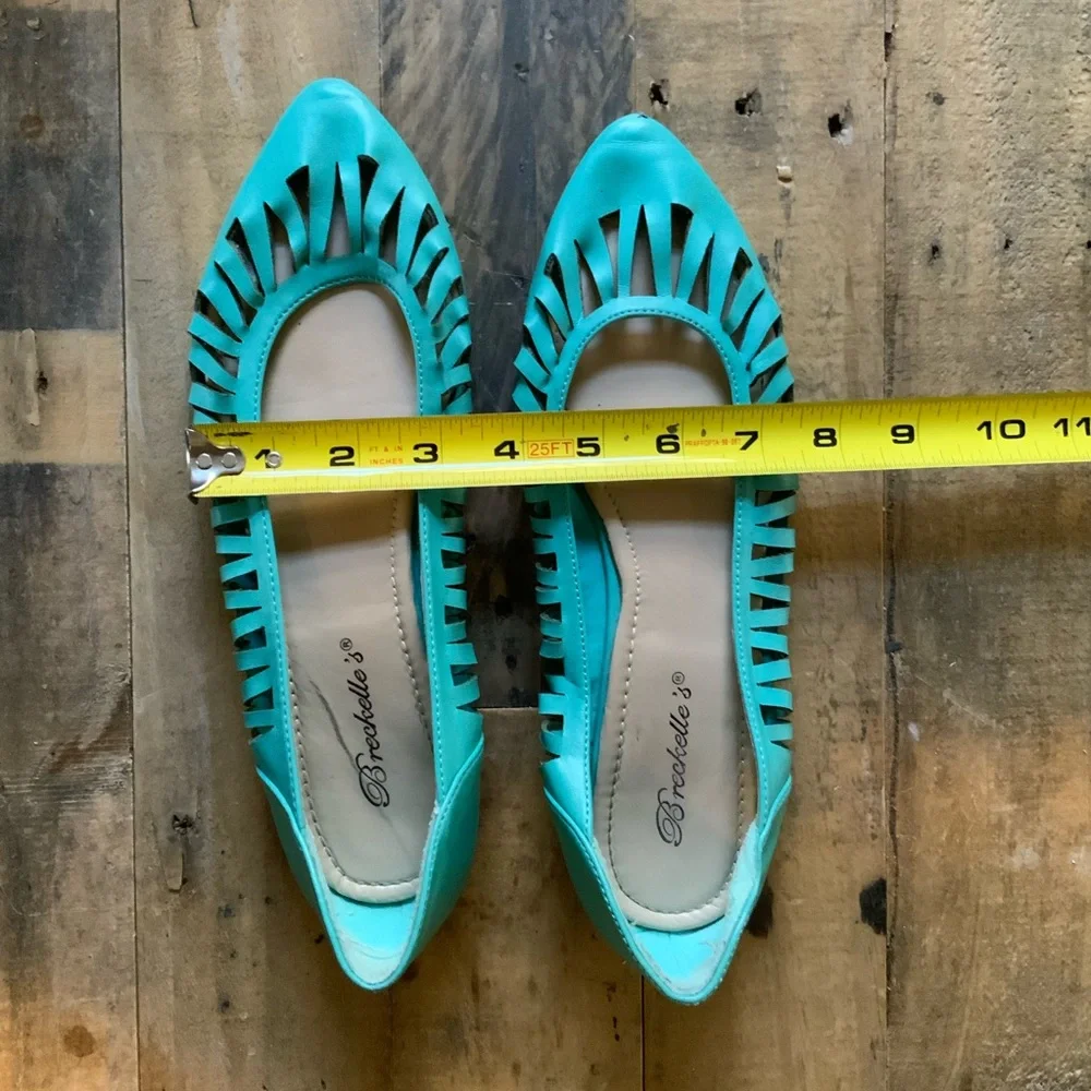 ModCloth Retro flats - Picture 6 of 12
